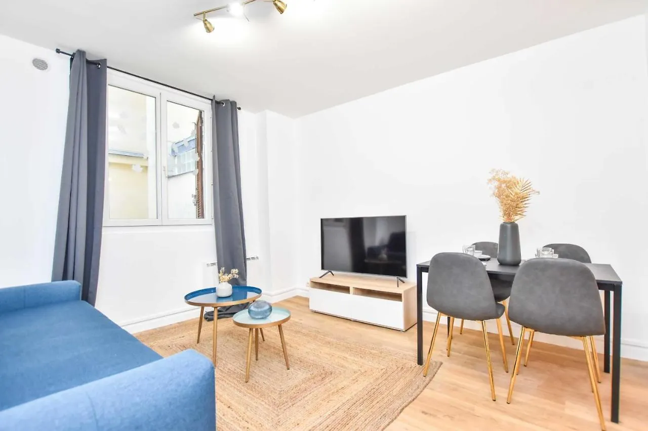 Superb Studio 2P - Voltaire - Republique Apartment Paris France